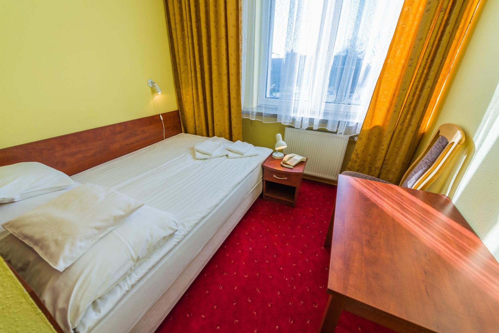 Hotel Wodnik Giżycko Kültér fotó