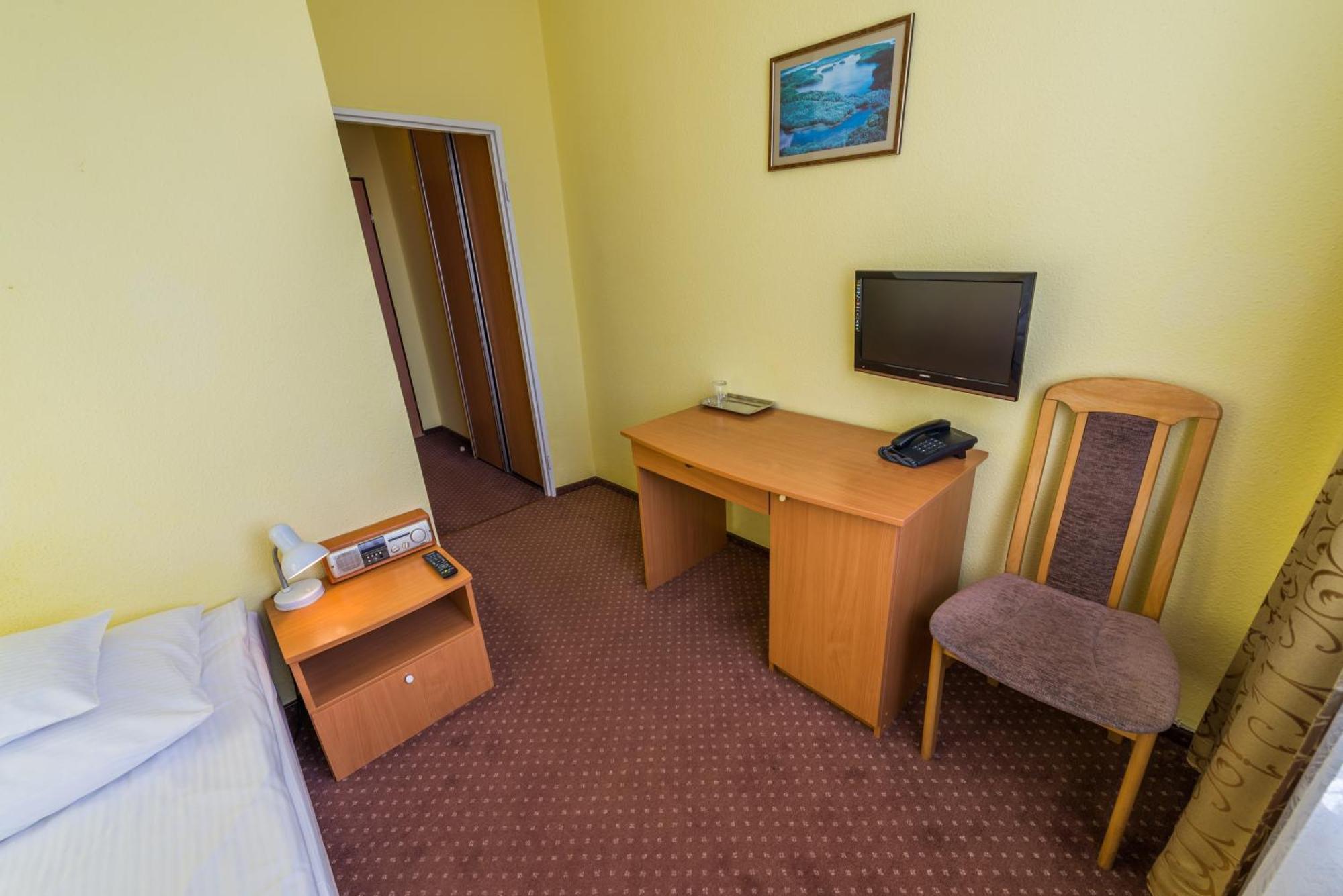 Hotel Wodnik Giżycko Kültér fotó