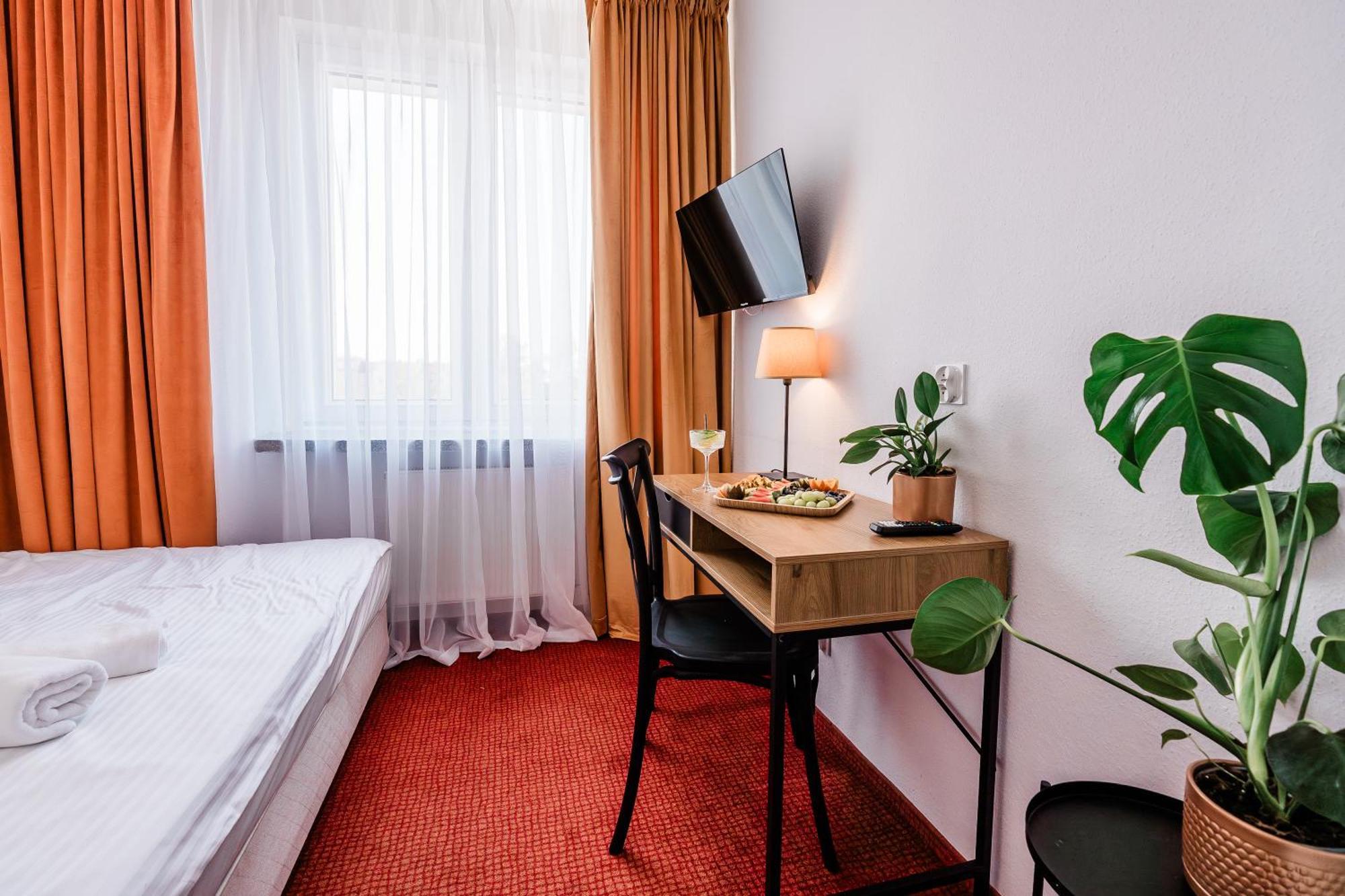 Hotel Wodnik Giżycko Kültér fotó