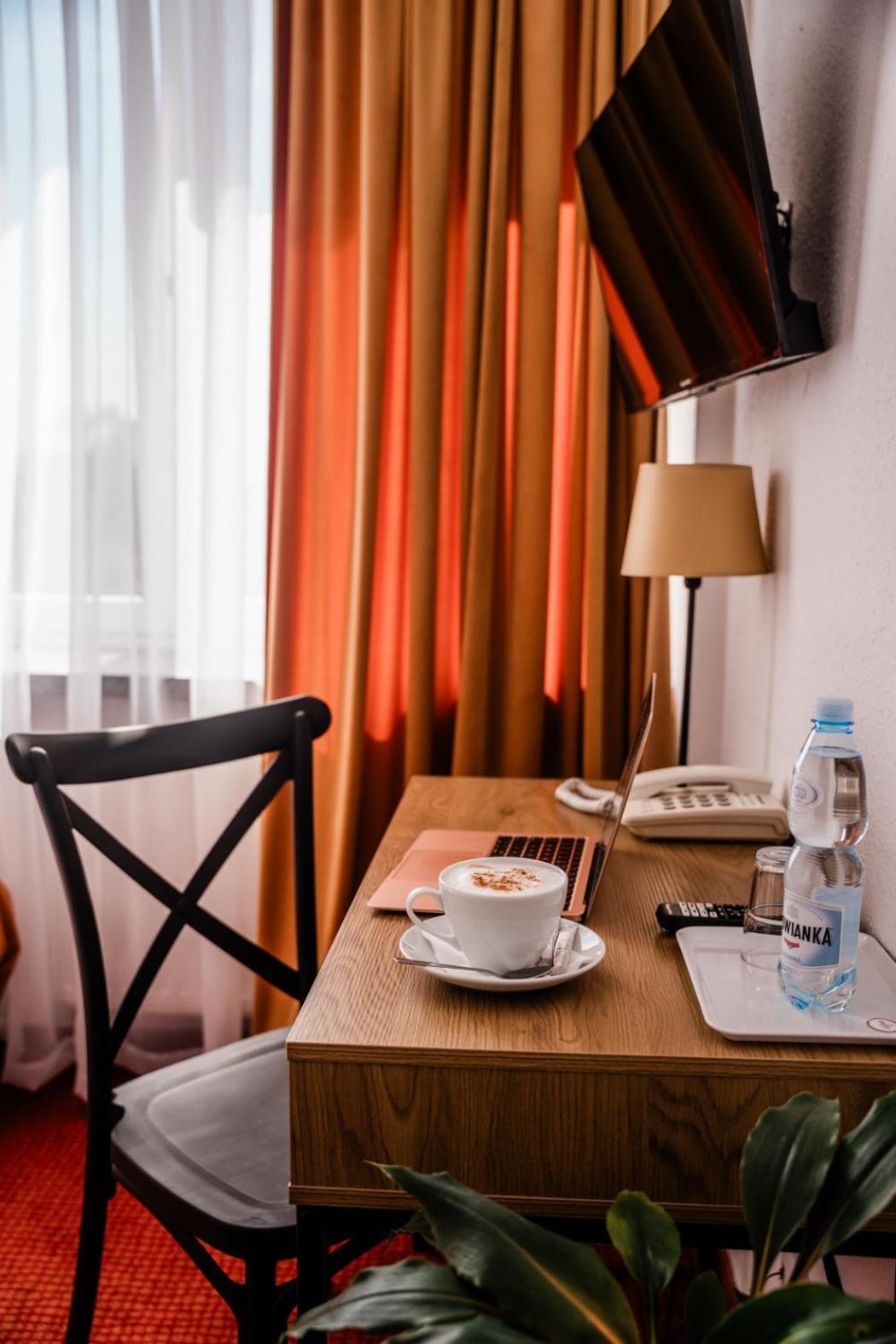 Hotel Wodnik Giżycko Kültér fotó